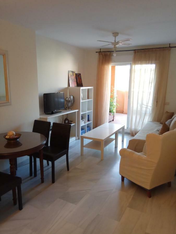 Precioso Atico En Torre De Benagalbon A 20 Metros Del Mar. Apartment Exterior photo